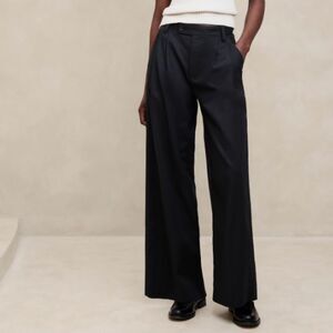 NWOT BANANA REPUBLIC Linen-Blend Wide-Leg Pleated Pant, Black, Size 12